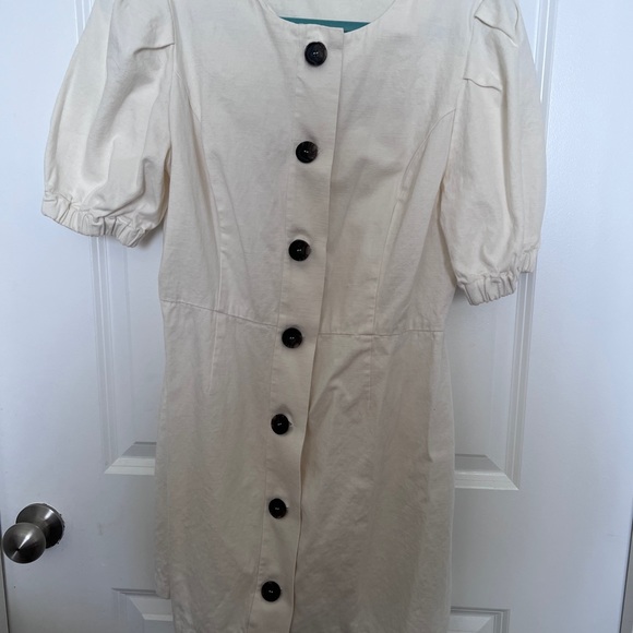 Zara Blogger’s Favorite Linen Button down dress - Picture 4 of 12